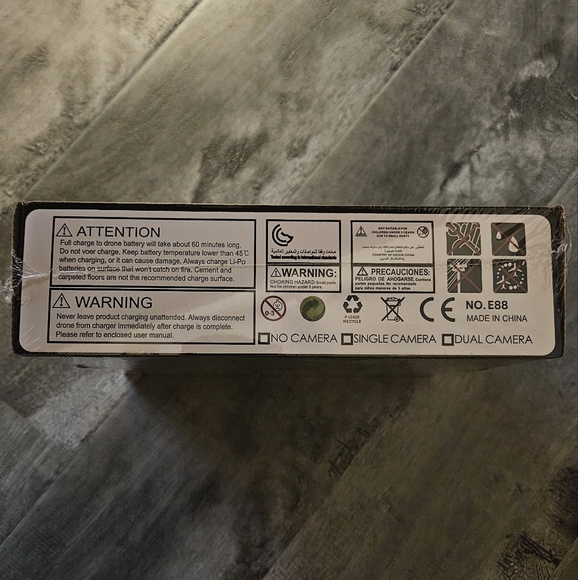 NEW 2.4G Remote Control Foldable Drone - Picture 4 of 5